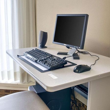 Americas Best Value Inn サライナ エクステリア 写真