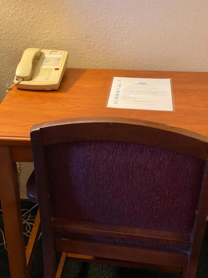 Americas Best Value Inn サライナ エクステリア 写真