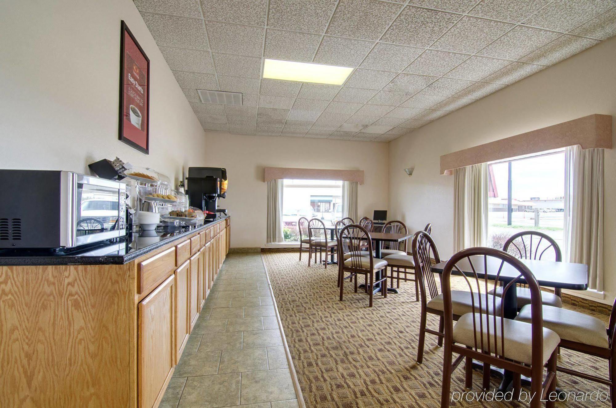 Americas Best Value Inn サライナ エクステリア 写真