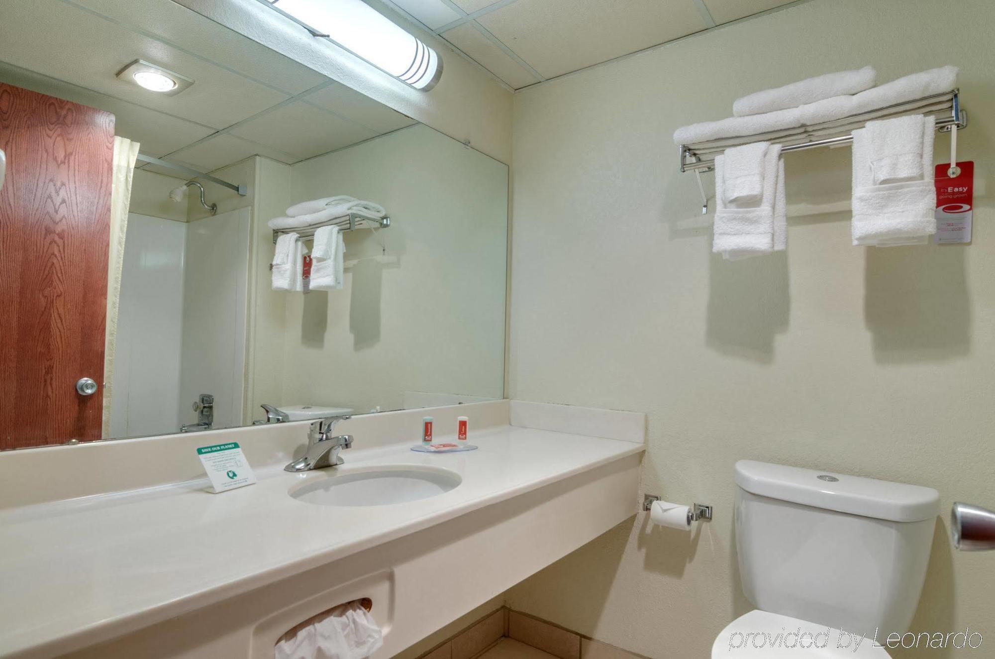 Americas Best Value Inn サライナ エクステリア 写真