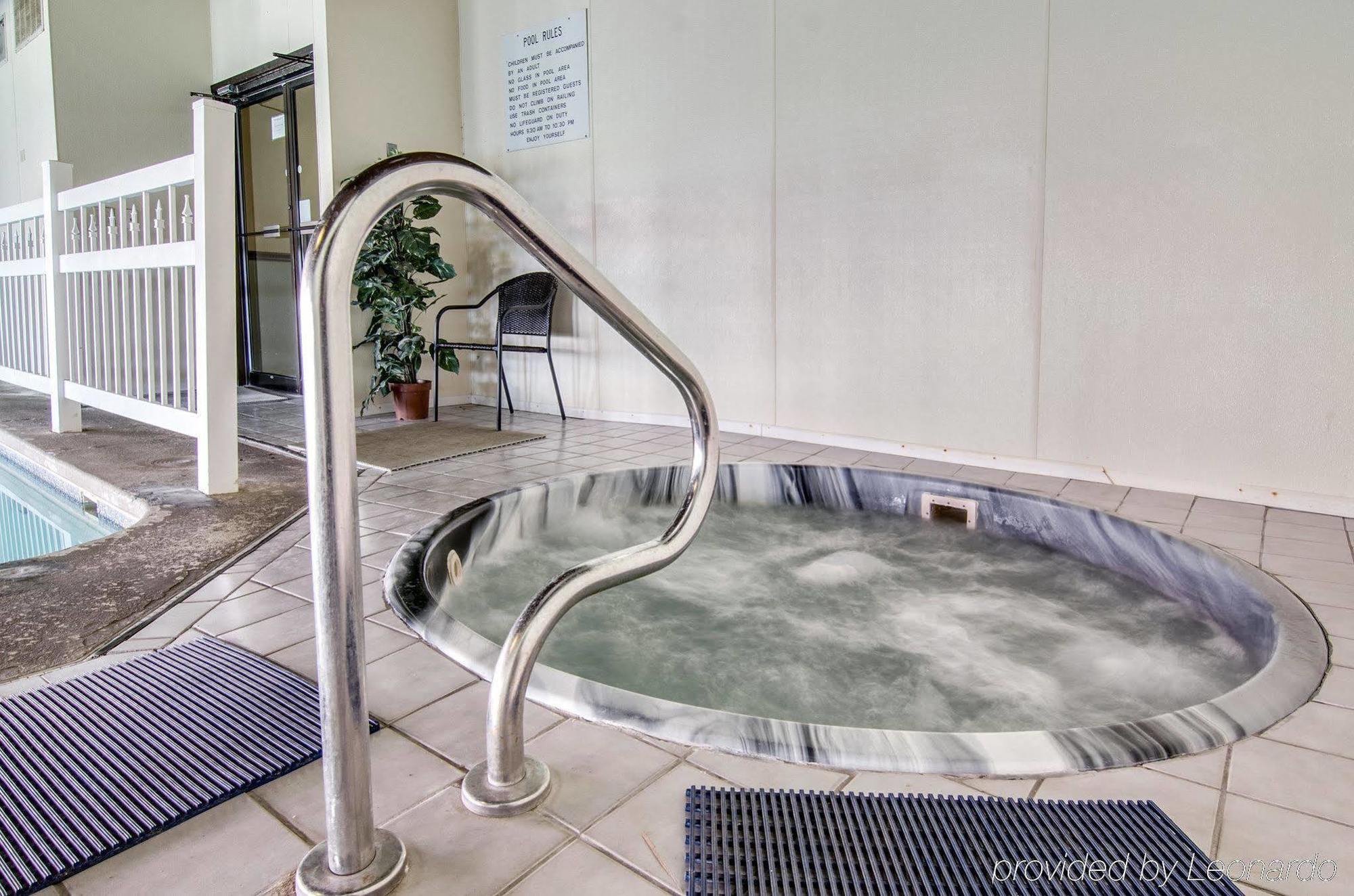 Americas Best Value Inn サライナ エクステリア 写真