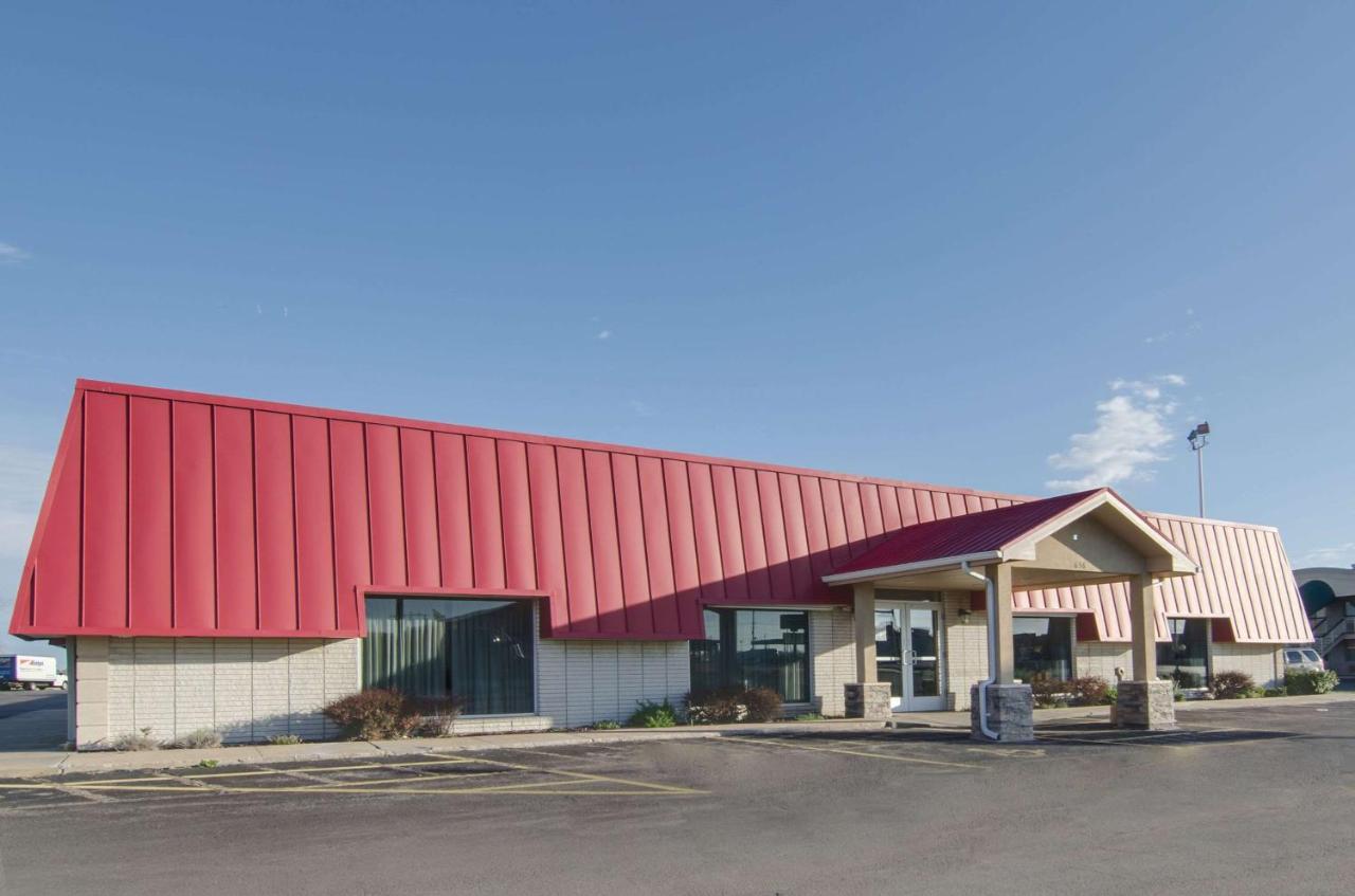 Americas Best Value Inn サライナ エクステリア 写真